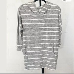 Market & Spruce Heathered Gray Knit Top Petite Small